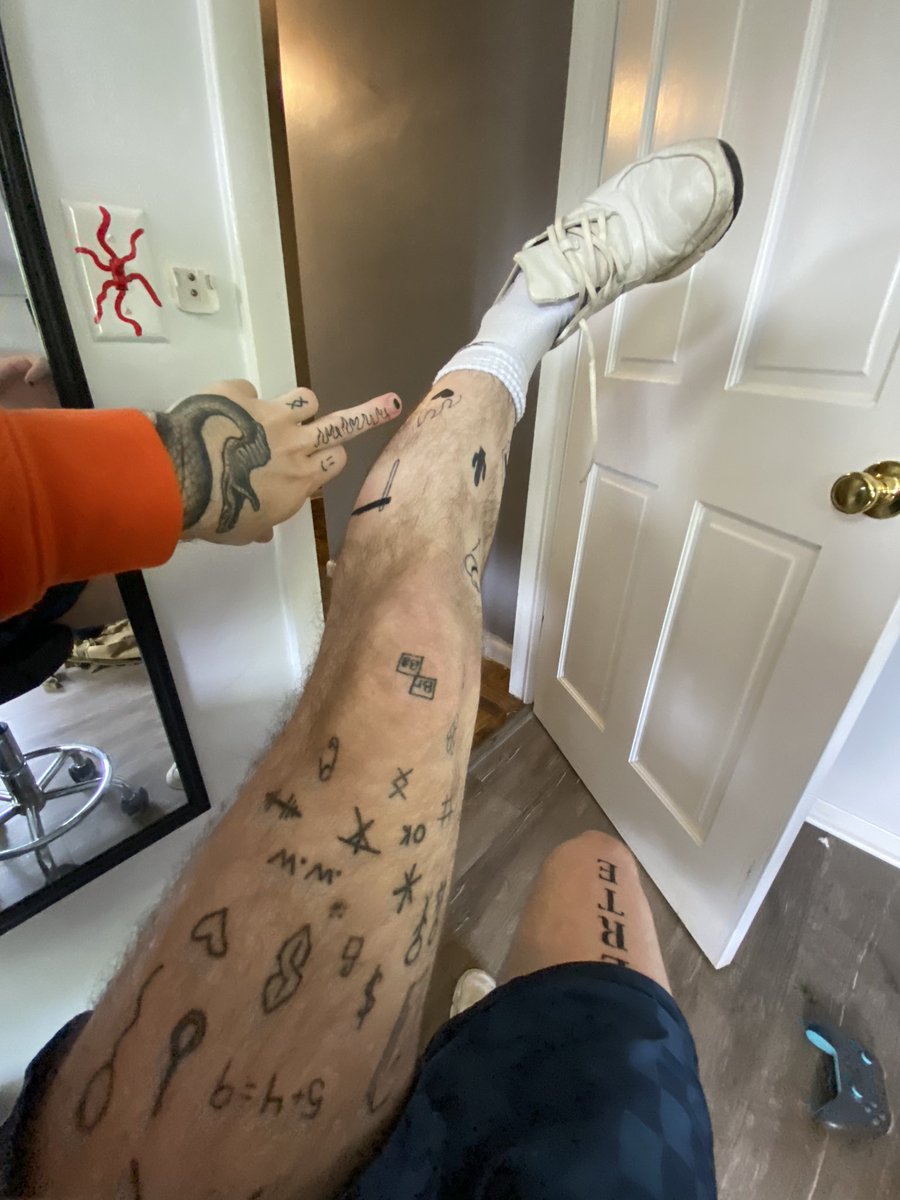 ItsMacDoog's tweet photo. Owning a shitty tattoo gun is so worth https://t.co/i9eTIc9Nlc