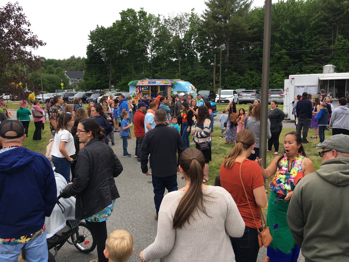 Is that Honolulu or Sweetsir school?  Aloha from the MerrPTO luau dance!  #merrimacpto🌴 🏝 🌈