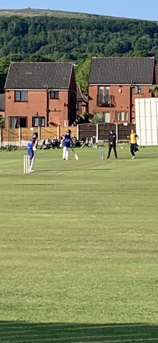 3 Blackroders in one picture. What a fantastic picture <a href="/HORWICHRMI/">Horwich RMI Cricket</a> <a href="/BlackrodCC/">Blackrod Cricket Club</a>