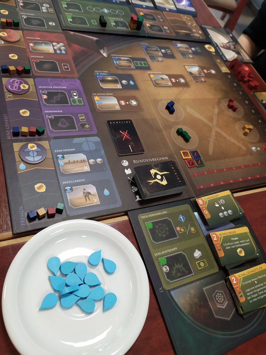 therealshapes's tweet photo. Now playing #duneimperium #riseofix #brettspiel #boardgames https://t.co/ly3F4X0mqz