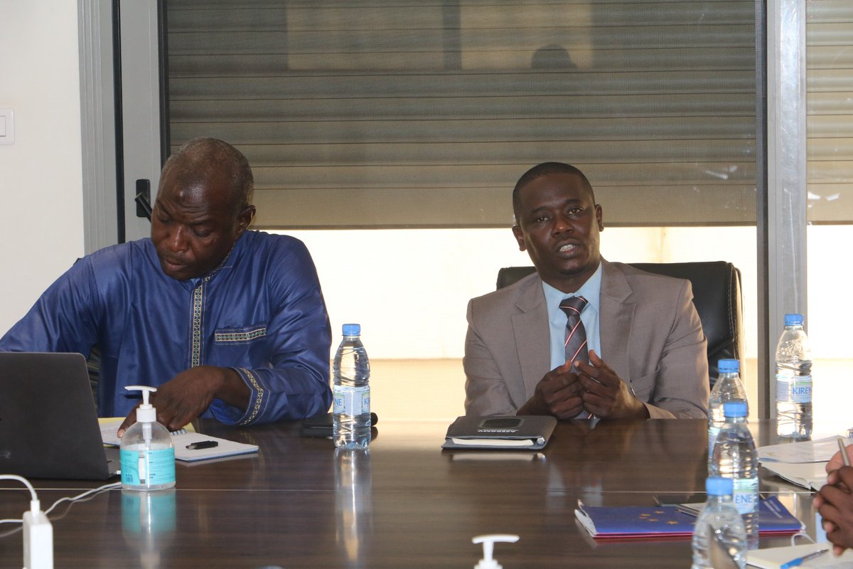 wadeabou's tweet image. @asergmv a un nouveau DG Mr Ba que nous avons rencontré  ce matin avec l'équipe du Projet #RIPOSTES de @FAOSenegal  conduite par @Sarrmakh et @savadogopatrick  ainsi qu'une délégation de @UEauSenegal partenaire financier de ce grand projet continental, une rencontre très riche