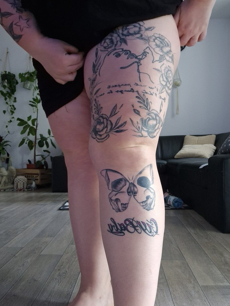schorschy38's tweet photo. @AmpheJolie Meine tattoos bis jetzt.  Nen paar sind noch in Planung und paar piercings auch. https://t.co/iUTTOs8XTY