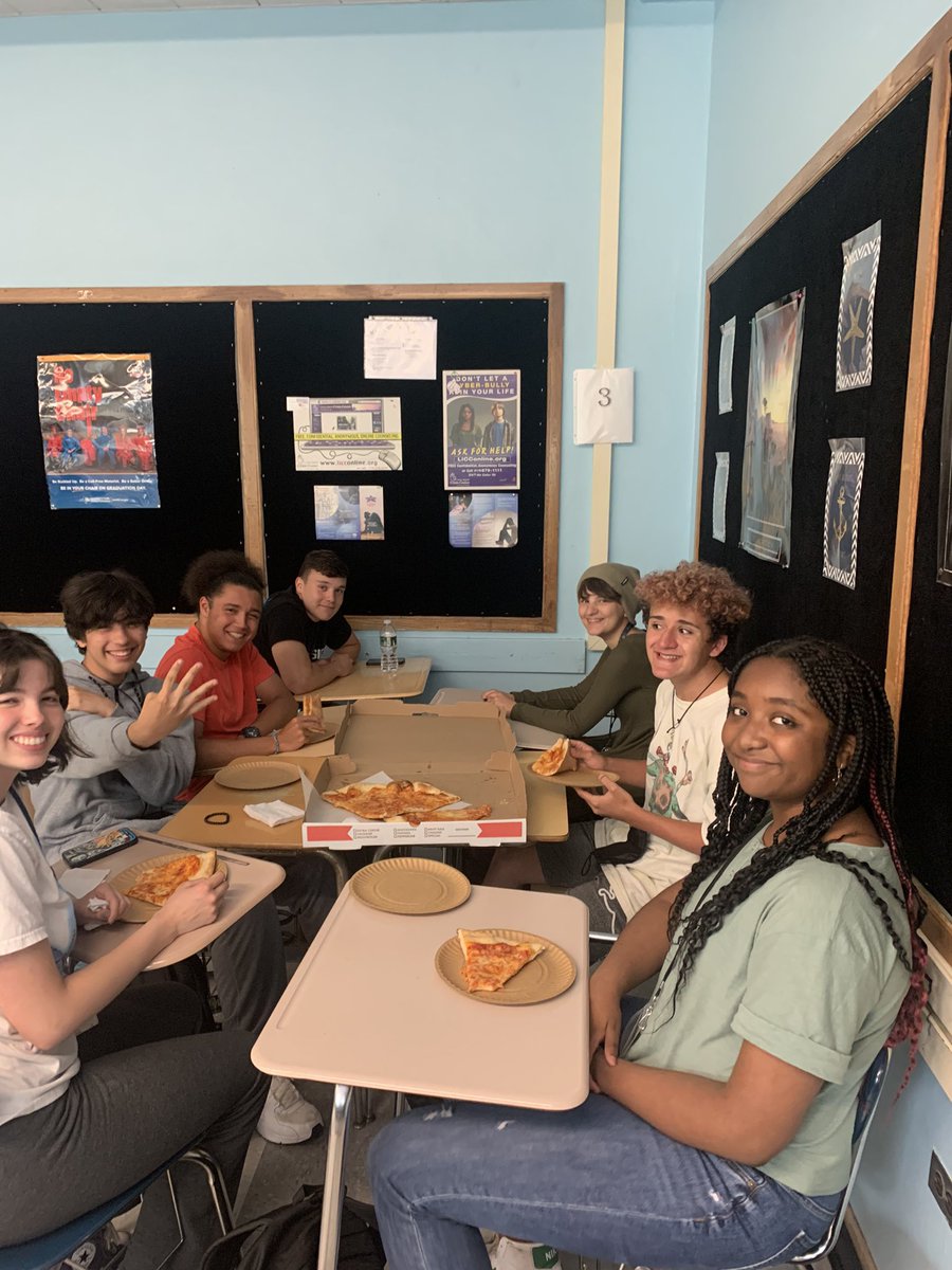 Mrs. Sara Dowler tweet media