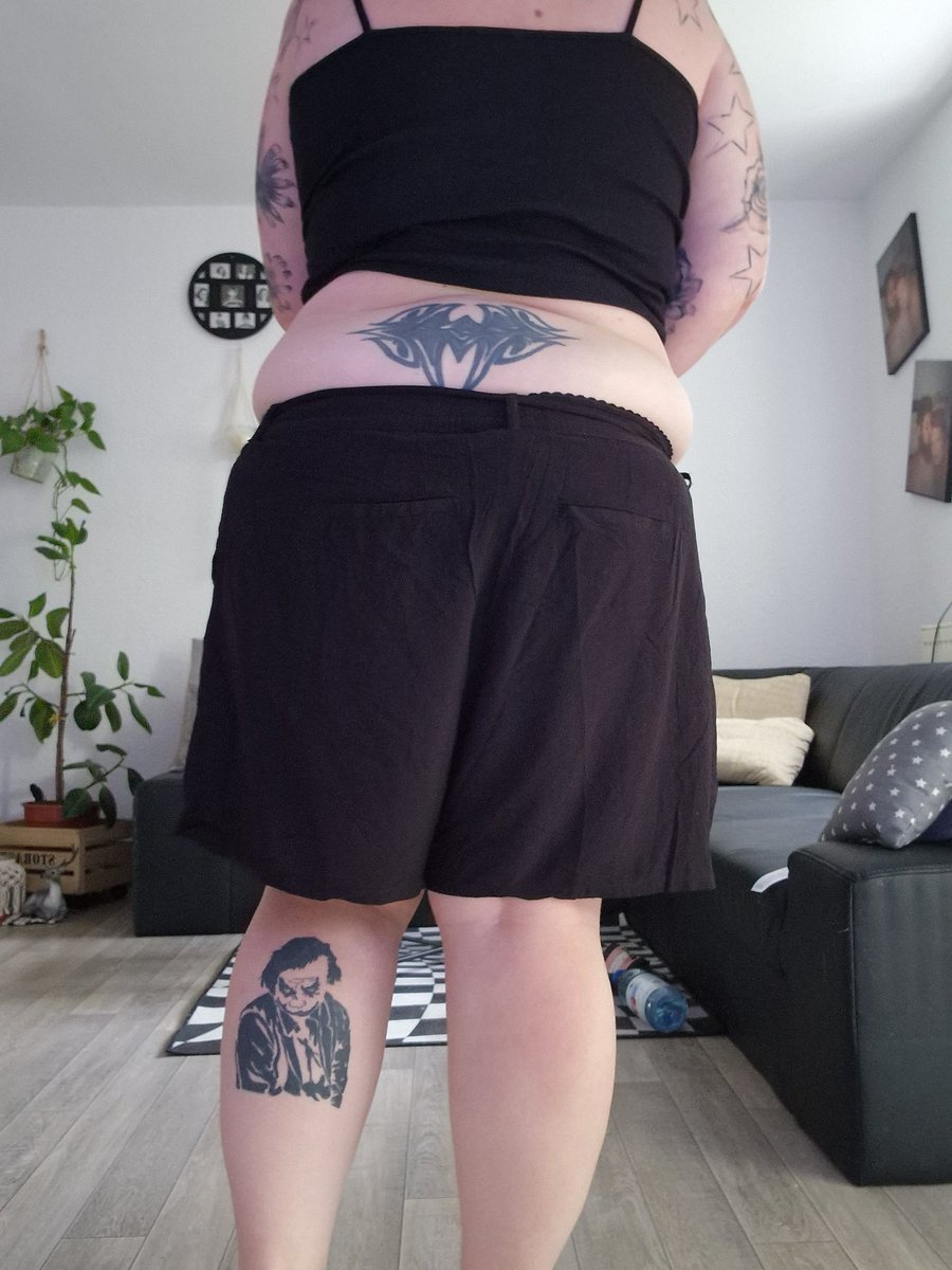 schorschy38's tweet photo. @AmpheJolie Meine tattoos bis jetzt.  Nen paar sind noch in Planung und paar piercings auch. https://t.co/iUTTOs8XTY