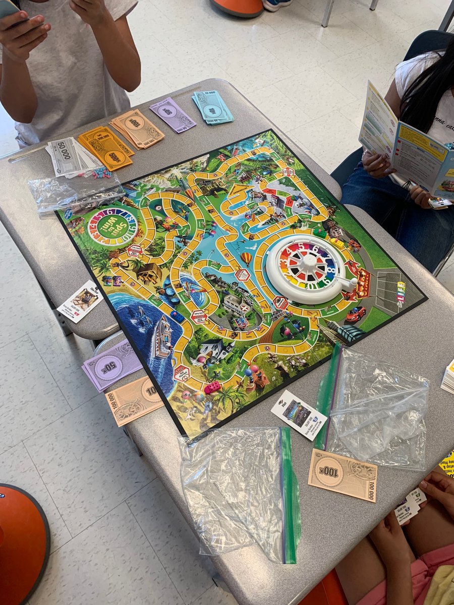 msprostran's tweet photo. Today in math we played the game of life to make connections to financial literacy! We had a great consolidation conversation afterwards about some financial choices we made :-)! https://t.co/bT2p2jpHvW