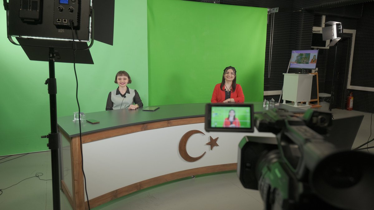 ✔️<a href="/tokatmem/">Tokat İl Milli Eğitim Müdürlüğü</a> WEB TV (Eğitim Tokat TV) de bugün <a href="/toguresmi/">Tokat Gaziosmanpaşa Üniversitesi</a> Eğitim Fakültesi'nden Doç Dr. Pınar AKSOY'un katılımıyla gerçekleştirdiğimiz "Bir Soru Bir Cevap" programımızın video çekimlerinden görüntüler...
<a href="/tokatvaliligi/">Tokat Valiliği</a> <a href="/muratagar60/">Murat AĞAR</a> <a href="/mahmut_hasgul/">Mahmut Hasgül</a> <a href="/tokatzhmtal/">Tokatzhmtal</a>