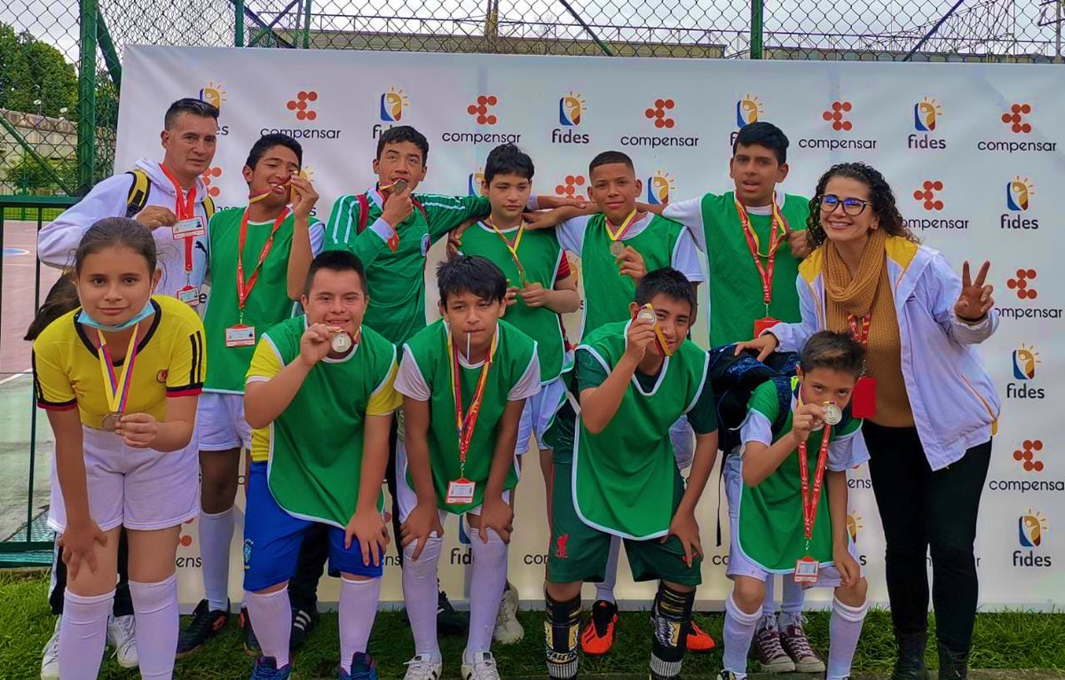 SLIS BOSA tweet media