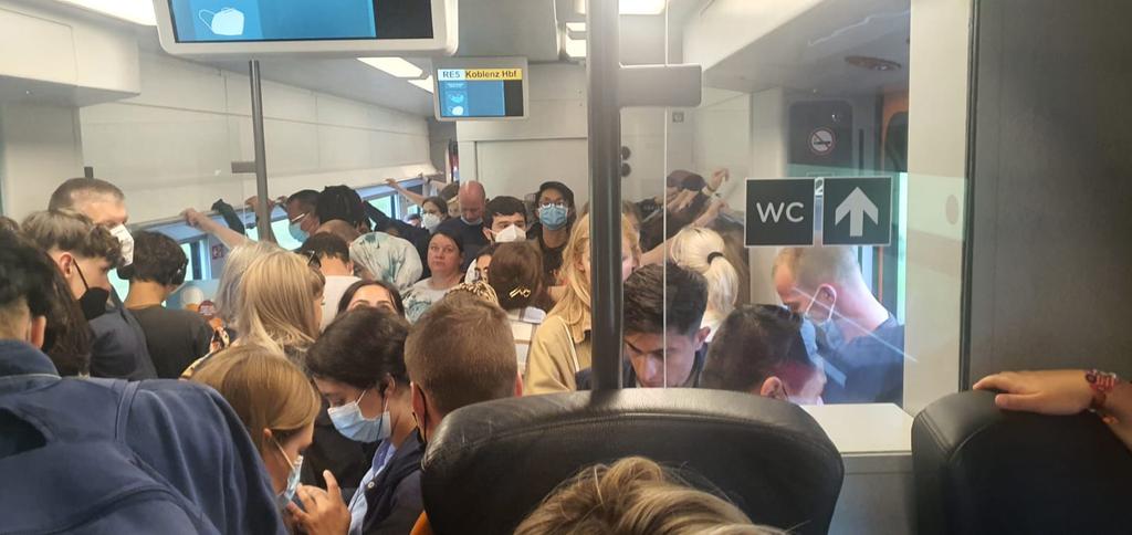 Das nennt man wohl einen vollen Erfolg! 😉
#9EuroTicket