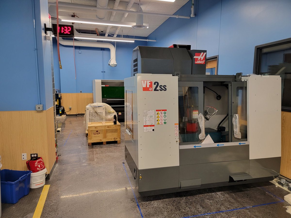 Bearbotics2358's tweet photo. Today is new machine day! We are so excited to see what our Ss design to take advantage of these state of the art industrial machines
- Haas VF2SS with TRT210 5th axis
- Boss 1kw accucut fiber laser
- Baleigh 33t press brake
Thankful for the support of our admin and community https://t.co/IkpRonEDAv
