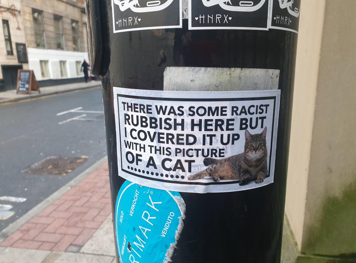 No Context Brits tweet media
