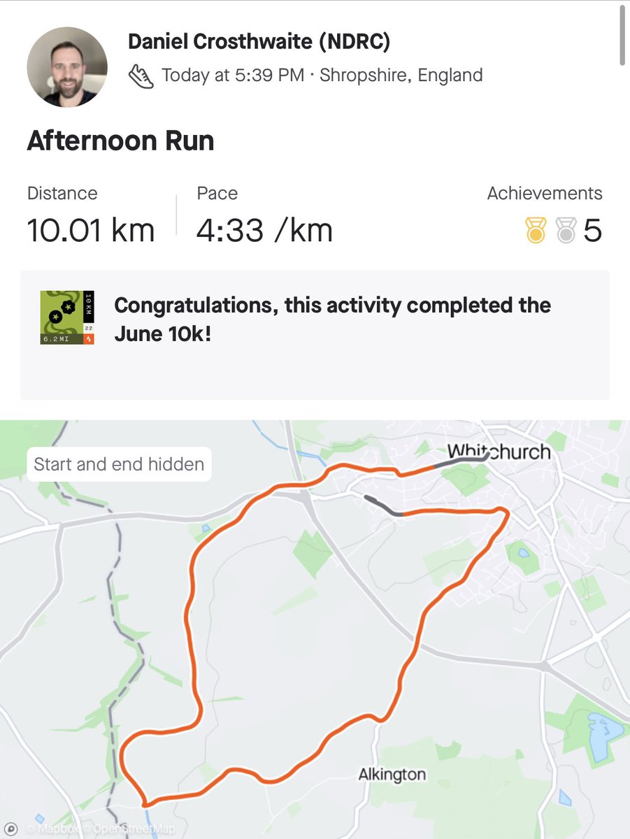 Sweating out last nights indiscretions 🍷🍷🍷

Hurt way more than it should have but enjoying just running with no intention at the minute. Probably need to get a decent race booked soon though to keep the focus!

#run #running #redwine #hungoverrun