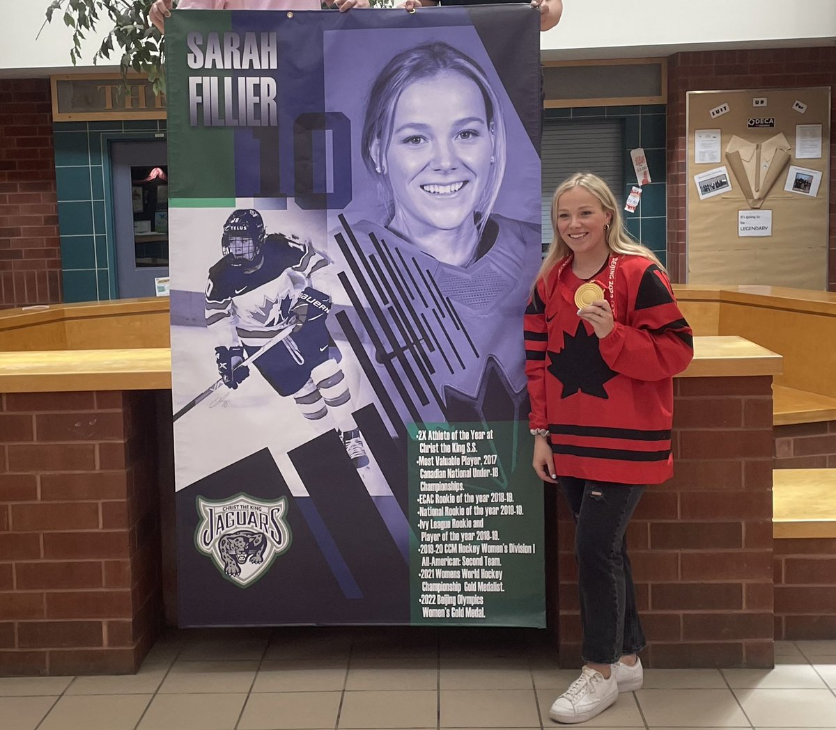 CtKHH's tweet photo. So great to see @CtKHH alumnus @SarahFillier91 yesterday inspiring students. She truly embodies Equity, Dignity &amp; Respect. @HCDSB @IFP_11 @HCAA2017 https://t.co/SNSWs2GVlH