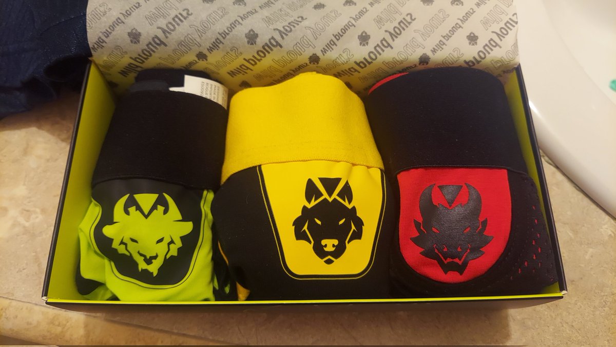 NeoNakamura's tweet photo. Just got these, should I post the pics I took? OwO https://t.co/22sRvHauLp
