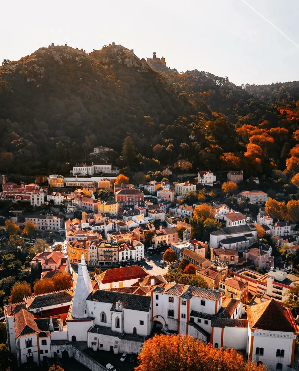 Sintra, Portugal 🇵🇹
📸: rubenmneves | IG