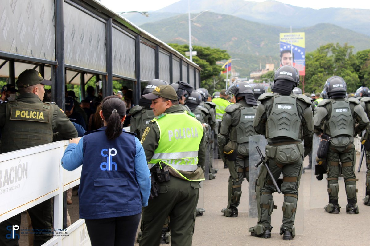 CpdhDe's tweet photo. El Domingo 29, en el marco de la 𝗝𝗼𝗿𝗻𝗮𝗱𝗮 𝗲𝗹𝗲𝗰𝘁𝗼𝗿𝗮𝗹 acompañamos a La delegacion 𝗜𝗻𝘁𝗲𝗿𝗻𝗮𝗰𝗶𝗼𝗻𝗮𝗹 𝗱𝗲 𝗩𝗲𝗲𝗱𝘂𝗿𝗶𝗮 𝗘𝗹𝗲𝗰𝘁𝗼𝗿𝗮𝗹 𝘆 𝗱𝗲 𝗗𝗲𝗿𝗲𝗰𝗵𝗼𝘀 𝗛𝘂𝗺𝗮𝗻𝗼𝘀, en Villa del Rosario y la Parada. 🇨🇴🇩🇪🇲🇽🇩🇰🇺🇸 https://t.co/SPm1j46X0K