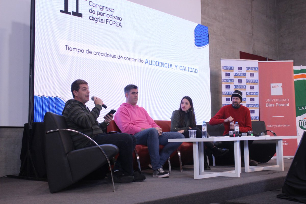 “Todo periodismo va a ser móvil” sostiene <a href="/EduAguirre/">𝗘𝗱𝘂𝗮𝗿𝗱𝗼 𝗠 𝗔𝗴𝘂𝗶𝗿𝗿𝗲 ©</a> en el inicio del panel “Periodismo móvil: seducir a las nuevas audiencias con contenido creativo y de calidad” junto a <a href="/tiffydelmastro/">Tiffany Del Mastro</a> y <a href="/AmigoMatias/">MatiasAmigoᅠᅠᅠᅠᅠᅠᅠᅠᅠᅠᅠᅠᅠᅠᅠᅠᅠᅠᅠᅠᅠᅠᅠᅠᅠᅠᅠᅠᅠᅠᅠᅠᅠᅠᅠᅠᅠᅠᅠ</a> #CongresoFOPEA <a href="/FOPEA/">FOPEA</a>