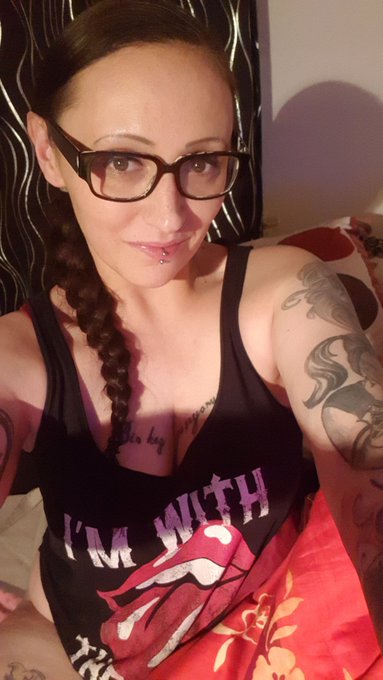 Gr&uuml;&szlig;e in die Runde hier und einfach man was ^ normales ^ ... bissel Kopfkino sollst DU ja noch haben<a href="/tag/gangbang"class="tags"><span>#gangbang</span></a><a href="/tag/bonitadesax"class="tags"><span>#bonitadesax</span></a><a href="/tag/bigas"class="tags"><span>#bigas</span></a><a href="/tag/fettergeilerar"class="tags"><span>#fettergeilerar</span></a>