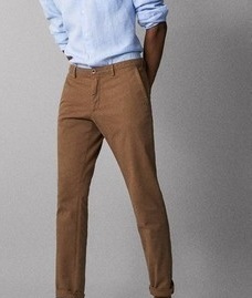 SlayersColony's tweet image. 1. Shirt - slayerscolony.com
2. Pants - lookastic.com
3. Loafers - shoearray.com
4. Patek - swisswatches-magazine.com
Jewelry color - Brown

Get shirt design for free on 

#fashion  #MadeToMeasure #style #men