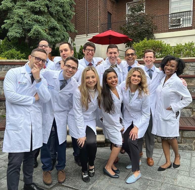 MonteHeart's tweet photo. Congrats @MonteHeart Graduating Class 2022 @aldebaransys @m_assafin @FraCastagna_MD @aldebaransys @Jennmonique87 @CristinaSanina @UlrichJordeMD @azeemlatib @LuigiDiBiaseMD @MontefioreNYC @EinsteinDeptMed #HeartFailure2022 #EP #StructualHeart #CardioImaging #GeneralCardiology https://t.co/nPJbm5J7qQ