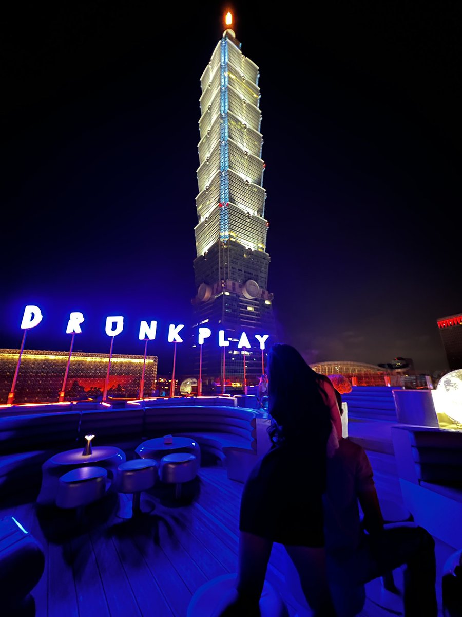 台北，還有人醒著要來玩嗎？
🍶🍸🥂🍻🍷🥃

#換妻 #同房換不換 https://t.co/YGKYmKvkVM