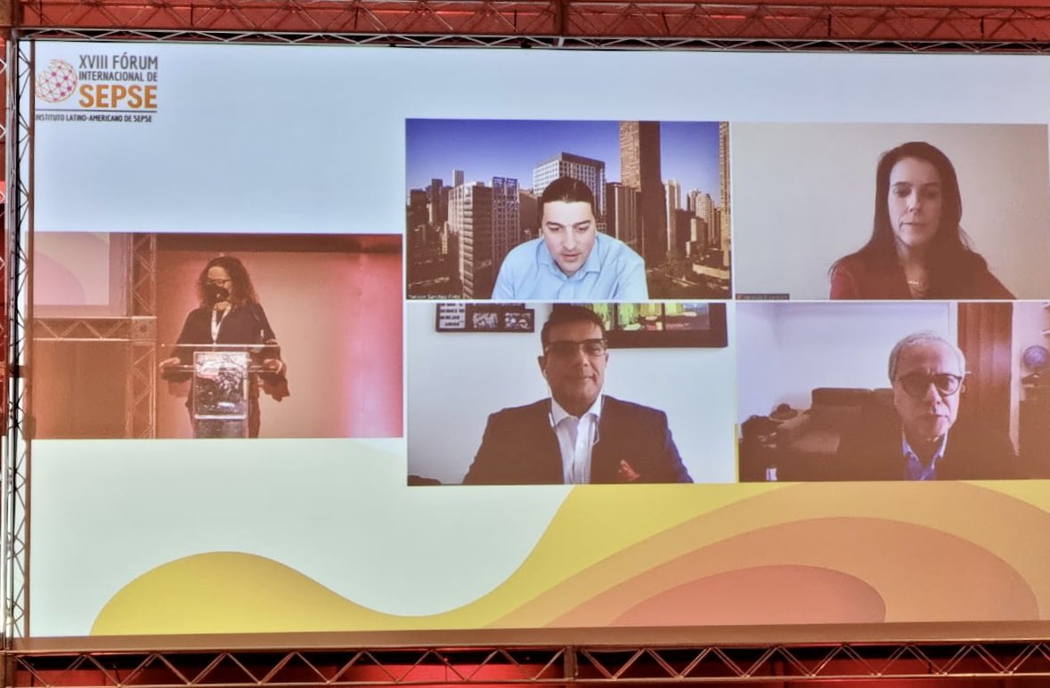 VSLanziotti's tweet photo. Uma honra participar de mais um forum internacional de sepse @ILASepse nessa mesa com @danicds72 @jfersar @nelsonSpinto discutindo o que há de novo na sepse!
#sepse2022 #PedsICU #sepsis #MedEd #ICU
@FlaviaSepsis @tlisboa79 @azevedo_lcp @JSalluh @rjabornisky @julubarino https://t.co/COzY7frq6i