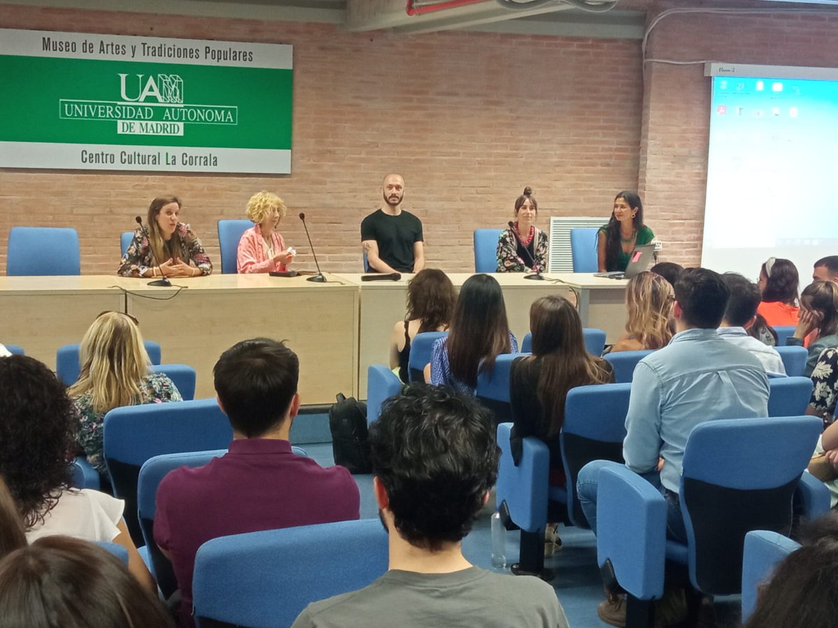 Se ha terminado!! Itema sube a despedir a sus ex alumnos, y estamos encantados, felices de haber generado un espacio y una red tan llena de gente maravillosa y de profesionales excelentes.
HASTA EL AÑO QUE VIENE 💖💖💖