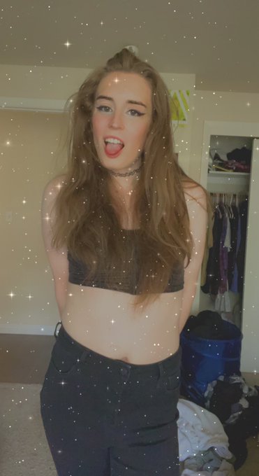 here u go twitter some SFW pics https://t.co/AU8PFXo7YI