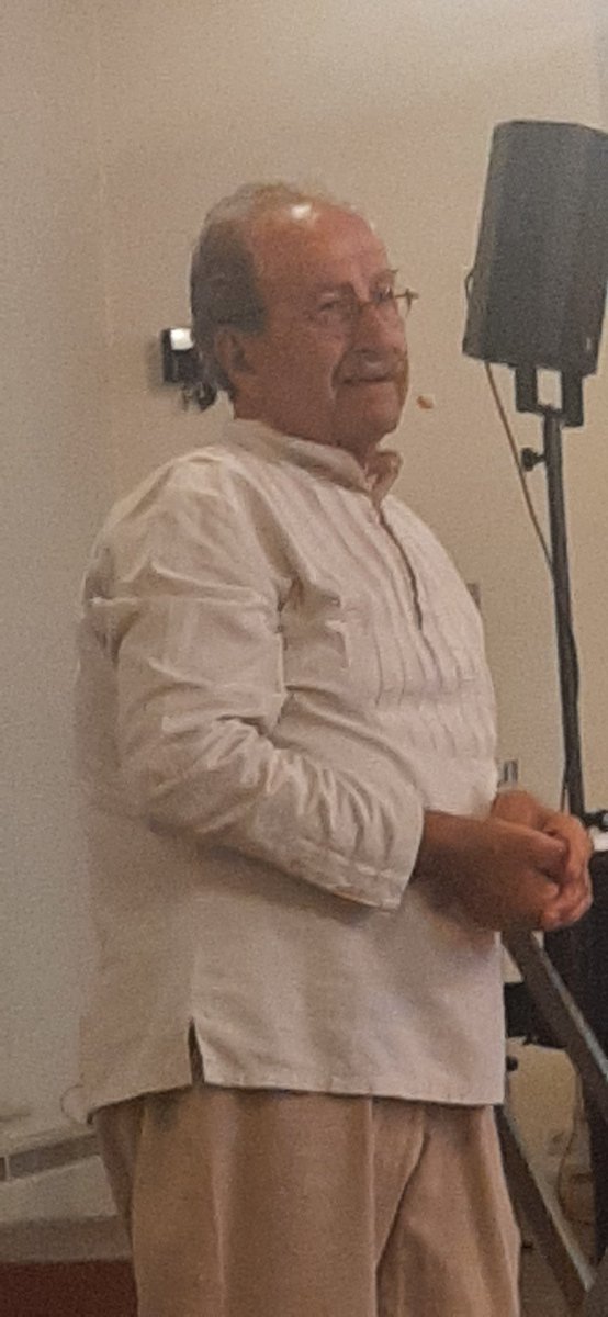 RechercheKoln's tweet photo. Rafik #Schamis legendäre Lesungen - ein besonderes Erlebnis. In Köln. https://t.co/NbFLyyAYyK