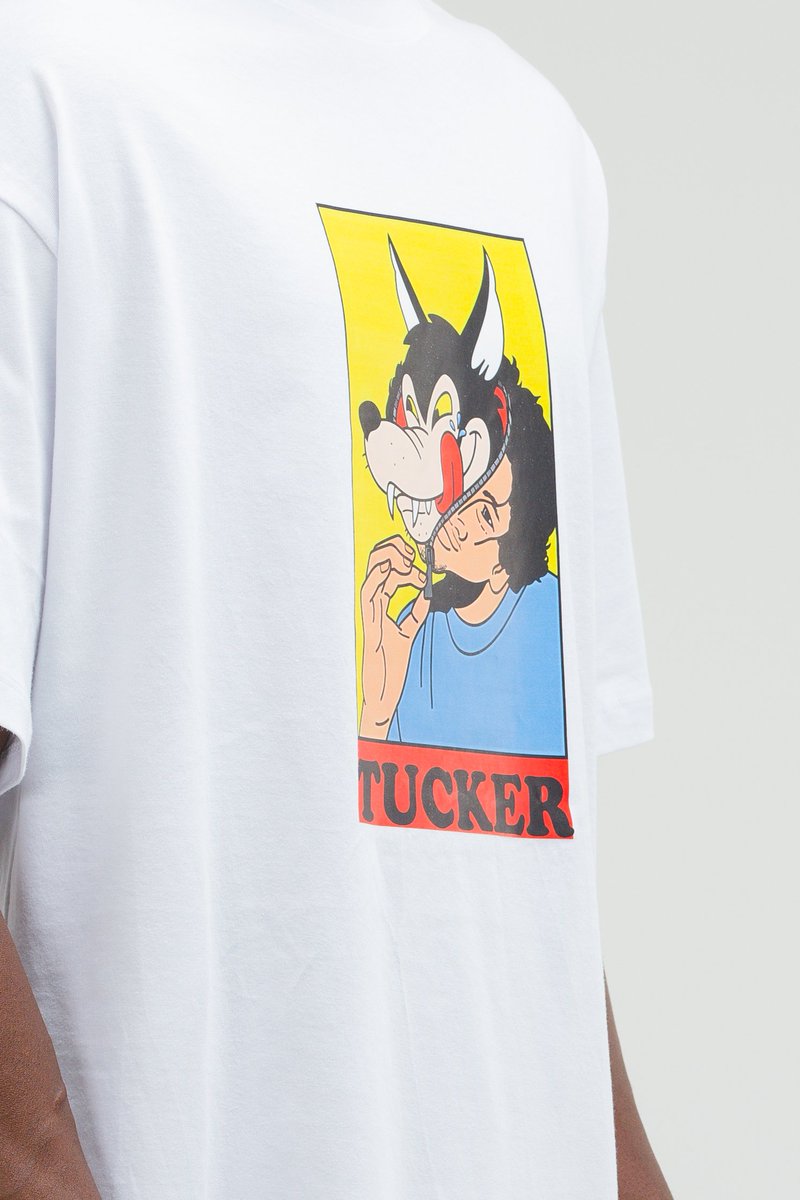 Sizce ben hiçbir tişörtle rahat edemediğim için kendi markamı kurup o mükemmel tişörtleri yapmış mıyımdır? 🤪🥳

instagram.com/raccoonwear_?i…