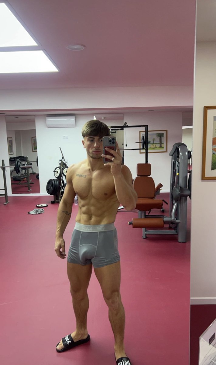 bulgespotter 👀©️ on Twitter: "RT @jacksonntm: 50% off https://onlyfans.com/jacksonntm"