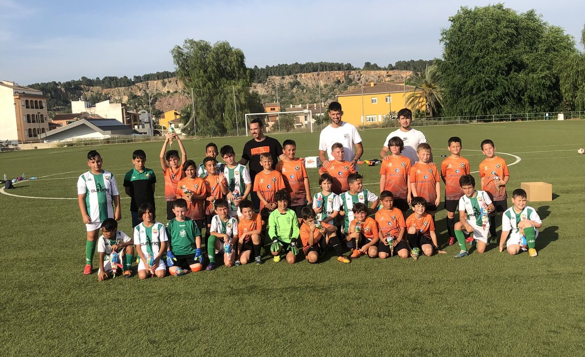 🧡🖤 <a href="/racingxativa/">CF Racing Xàtiva</a>