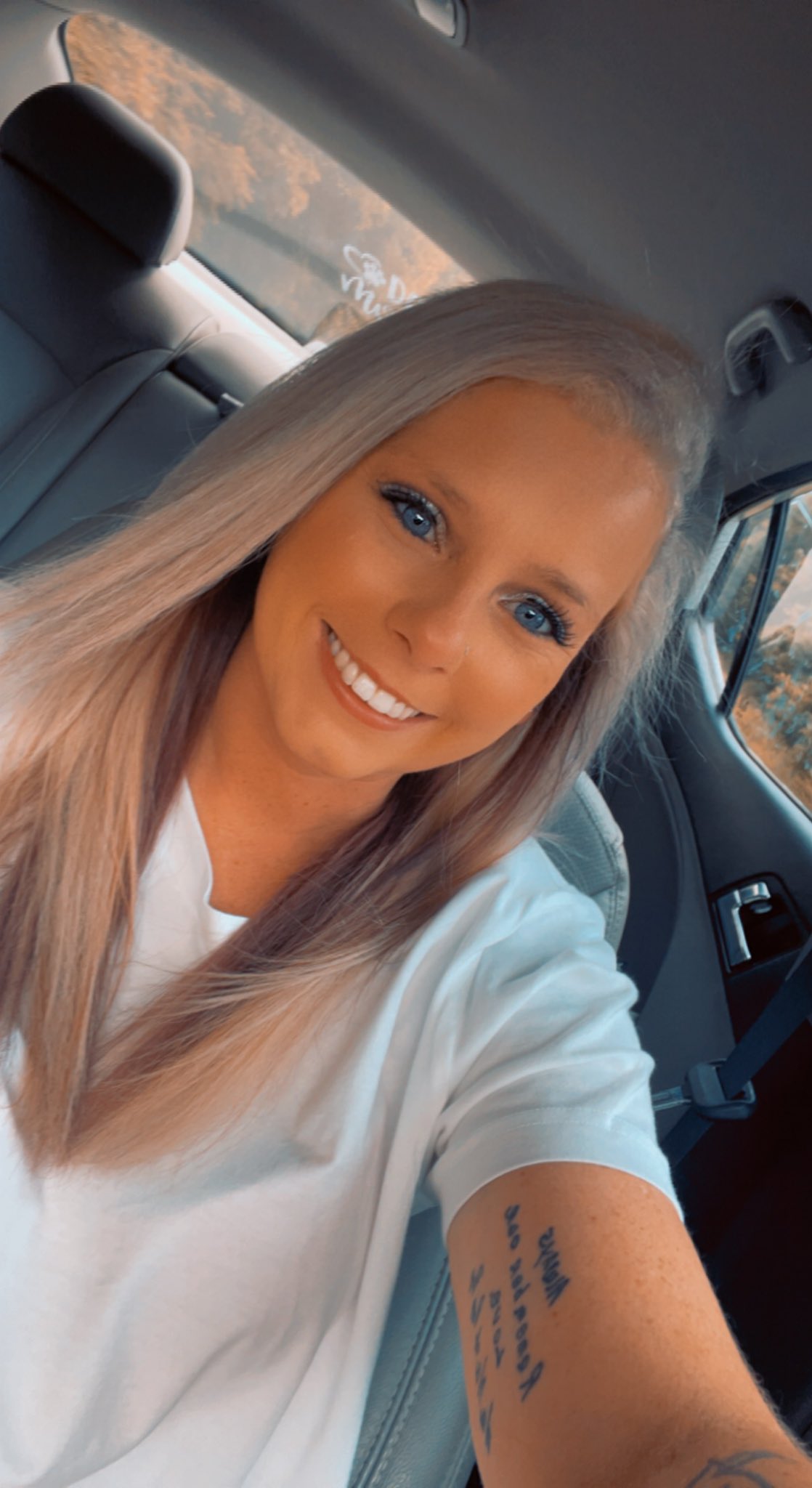 Shyane💙 on Twitter: "New hair color for y’all go join my onlyfans you