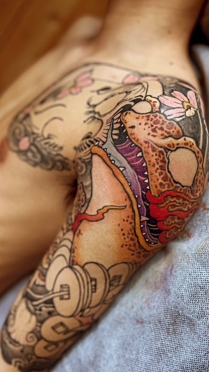 tomobow4730's tweet photo. #銭蛙 #刺青 #tattoo #inkd #針中毒

刺青処 針中毒
千葉県柏市柏3-8-10 AK BLD V 3FB
TEL 08047300386
E-mail npts666@gmail.com
home page https://t.co/wqMtLAf5ww https://t.co/wyFxUZ5mhG