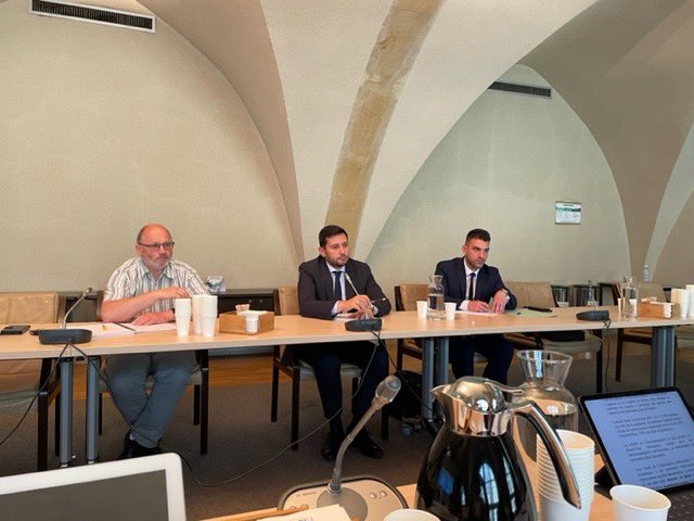 CatBELRHITI's tweet photo. Ce matin à #Metz pour échanger avec le Président de la @regiongrandest @JeanROTTNER et les Présidents des intercommunalités de Forbach, Sarreguemines et Boulay-Moselle sur le suivi des projets prioritaires des #PTRTE. #Relance #accompagnement #écologie https://t.co/BEETHq5bbX