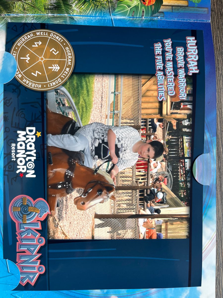 JemSmurf's tweet photo. When your son goes on #Sleipnir @DraytonManor and he looks like he is taking his job as some sort of sheriff seriously… 😂😂😂 https://t.co/lTrcDTaPk2