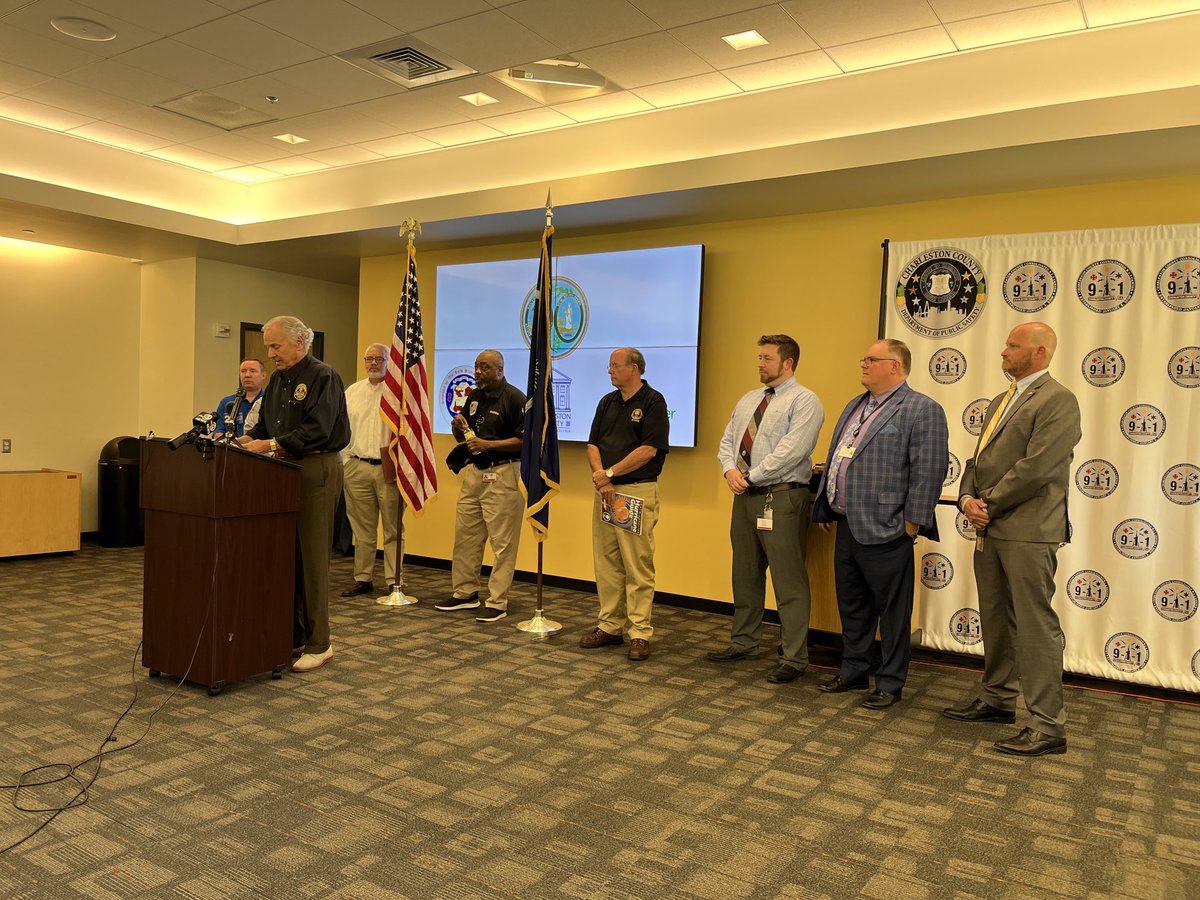 Great hurricane preparedness information shared at the Governor’s Hurricane Coastal Tour at ⁦⁦<a href="/ChasCountyGov/">Charleston County</a>⁩!