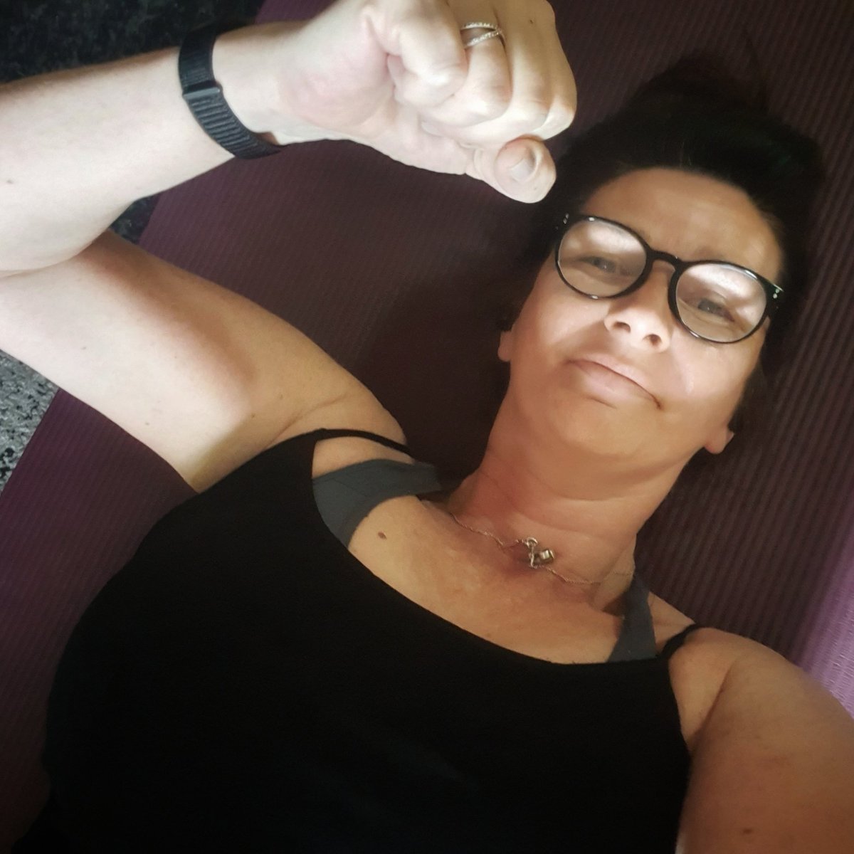 SassenachPlace's tweet image. #MyMPC finally finished Cycle 1 of Month 5 with a bit of freestyle in the middle in form of a light weighted Barbell-Complex..i had to skip the finisher but finished with a flex for #flexfriday #afterworkworkout
@mypeakchallenge 
@homegympeakers 
@cookieroof 
@mpcfitlanders