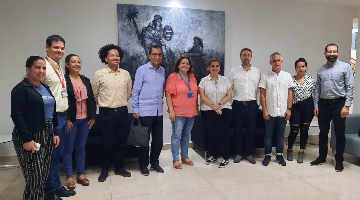La lluvia de hoy no impidió la visita del Rector, y su equipo, de la Universidad Simón Bolívar de #Colombia. Fue grato conversar sobre proyectos académicos y también del cariño que tienen hacia #Cuba.
Gracias y Bienvenidos
#CubaViveYTrabaja 
<a href="/unisimon/">Unisimón</a>