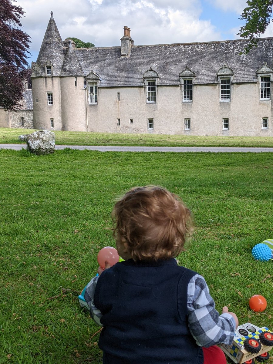 RK_Eden's tweet photo. @KensingtonRoyal Visited a castle https://t.co/620mkz4REv