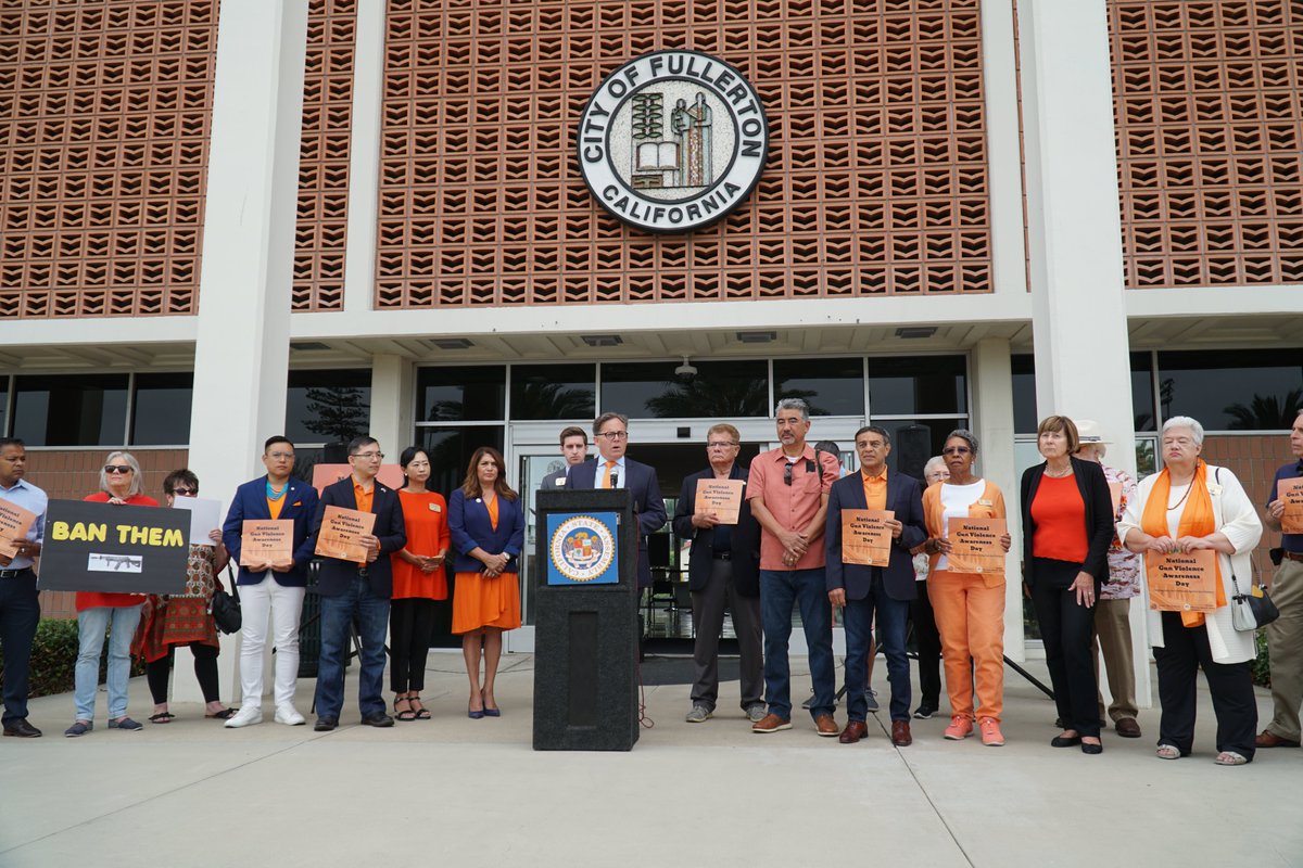 We are barely 5 months into the year &amp; already we have had 233 mass shootings.

Gun violence has become a defining feature of American culture and life. It doesn’t have to be this way, &amp; we absolutely shouldn’t let it.

Today, we #WearOrange and insist that enough is enough.