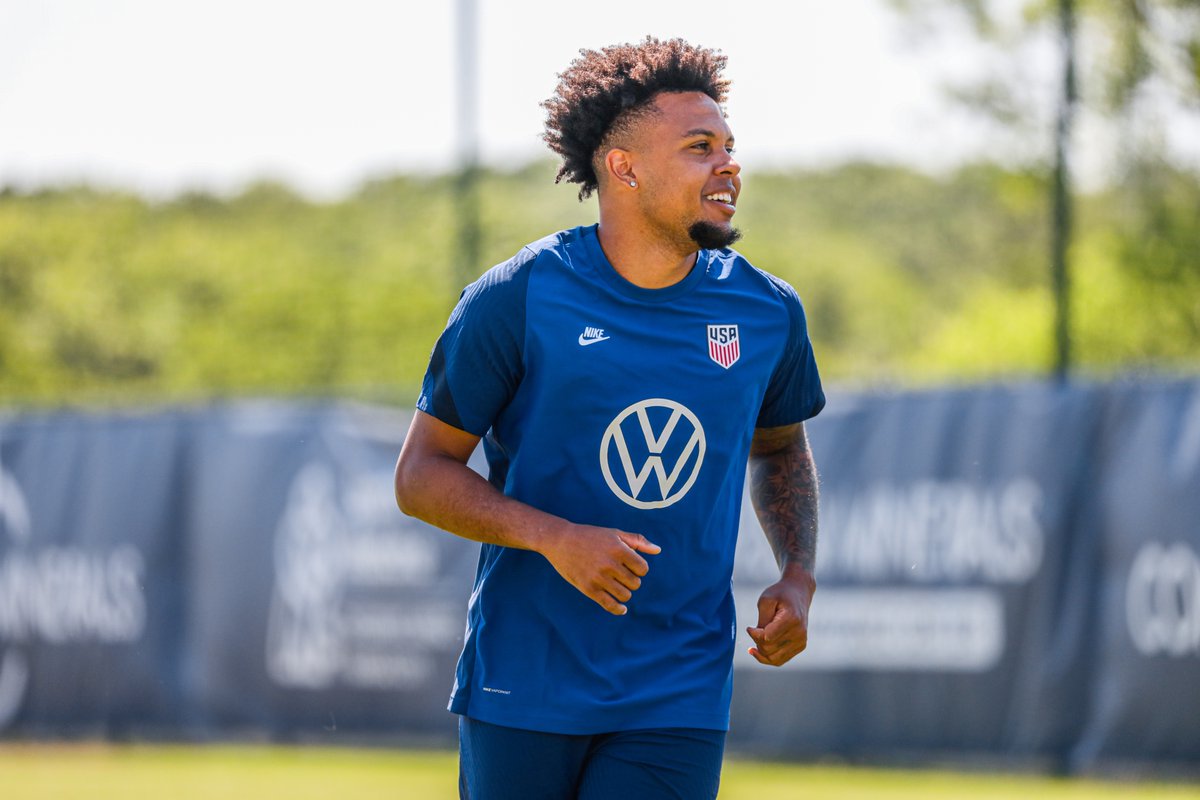 Welcome back to KC, <a href="/USMNT/">U.S. Soccer Men's National Team</a> 🇺🇸

Ready to see everyone at <a href="/cmpark/">앵까</a> on Sunday!
🎟 bit.ly/3am7N92