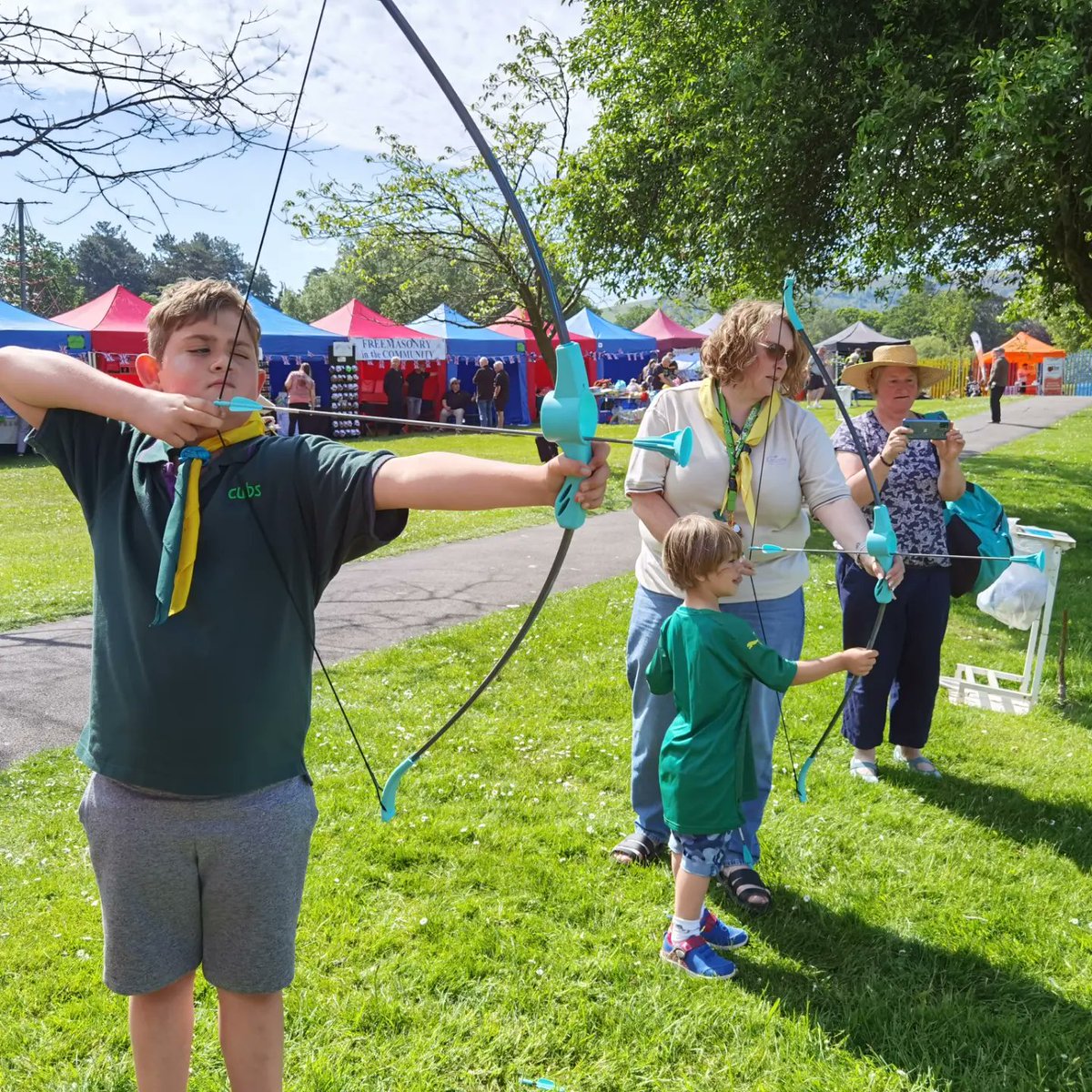 What a fantastic day. Over 30 new enquiries and 5 potential new Leaders.
My highlight for today was talking to families whose children had disabilities and two members of the LGBTQ community who thought they were not aloud to join Scouts. I am pleased to say that all signed up.
