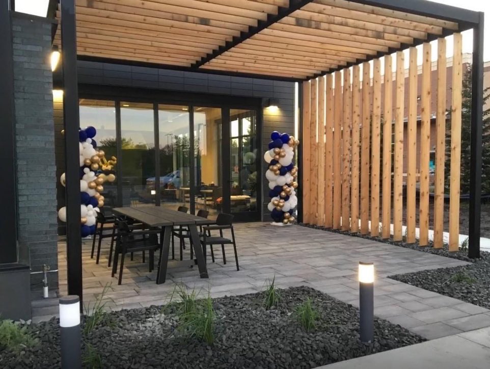 CarlsonLaVine's tweet photo. Take a look at the brand new Lifelong Wealth Advisors office building in Arden Hills, MN. The ribbon-cutting took place on May 26th. https://t.co/ScXBlWkfZo
