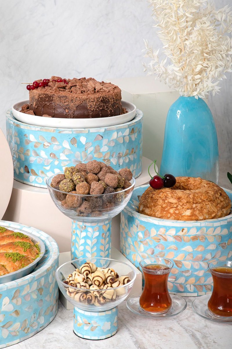 Cascades_Ksa's tweet photo. تقدميات أنيقة وفاخرة ، تشكيلة منوعة من الأطباق الصدفية والزجاجية بقواعد صدفية بها تزدان طاولتك جمالاً ✨
متوفرة في موقعنا الآن 
🚙 شحن مجاني لفترة محدودة 
https://t.co/N5zRnA9kr4 https://t.co/kOk5kUQwCv