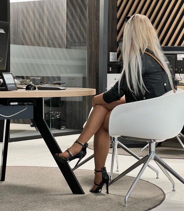 ❤️❤️❤️ https://t.co/Jm3ycxWHyz<a href="/tag/feetlovers"class="tags"><span>#feetlovers</span></a>