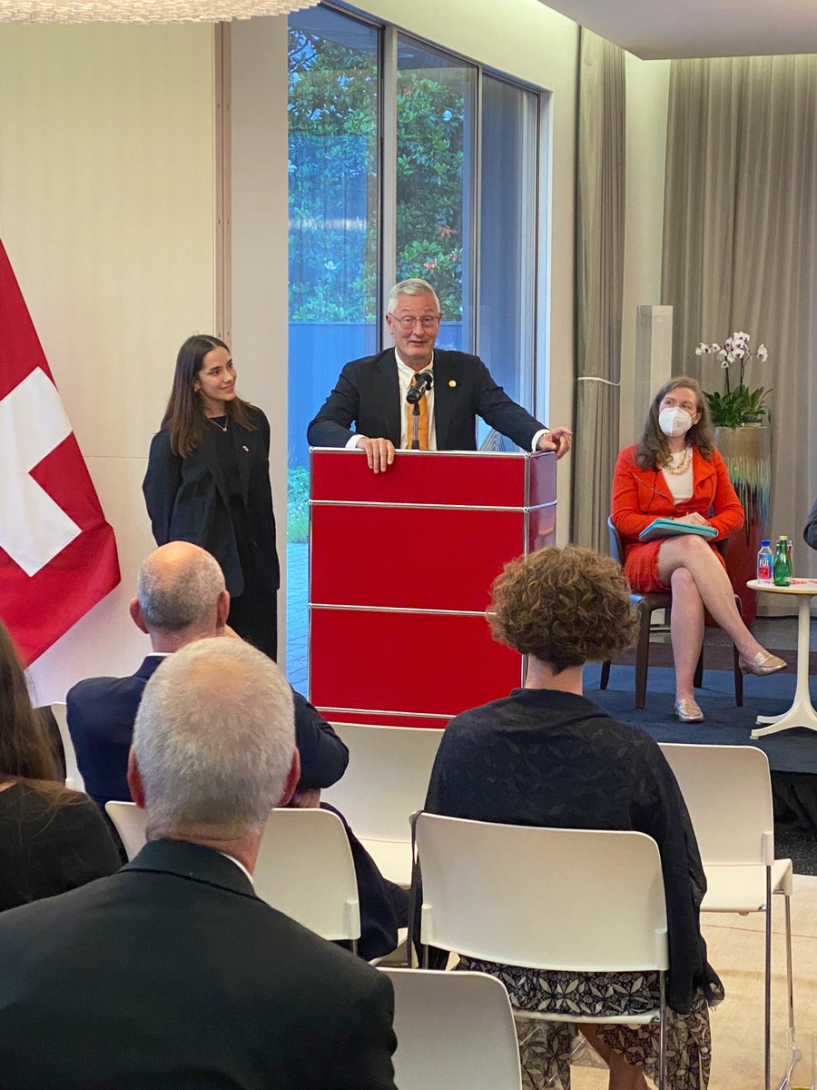 SwissEmbassyUSA's tweet photo. Impactful discussion on water management to close out our biodiversity/sustainability series! Thank you to moderator &amp; panelists, @WaterLawed, Craig McLean, @alyssacharney @JustinKenney for being advocates &amp; activists. We need a sense of urgency &amp;to act now for a better tomorrow. https://t.co/LycsPWwHLG