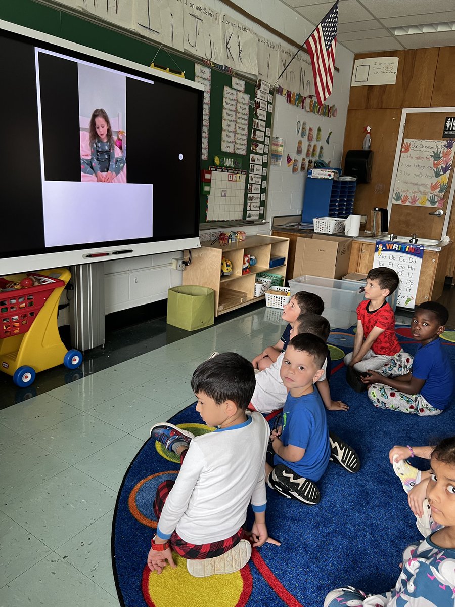 PFainUPK's tweet photo. Each student received a video today to celebrate Special Persons Day. The look on their faces were priceless when family members came on the screen.  #prekfun https://t.co/SnuqRMh9Bf