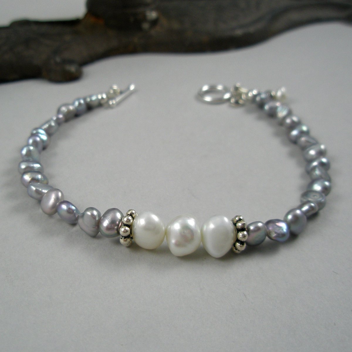 stoneberri's tweet image. Gray Pearls tuppu.net/a03ef5ec #Stoneberri #SilverToggle
