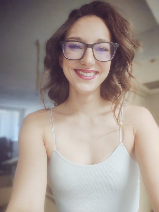 Smile like there's no tomorrow ??

https://t.co/CjDIHmDmRu https://t.co/ENgjvmHSvX