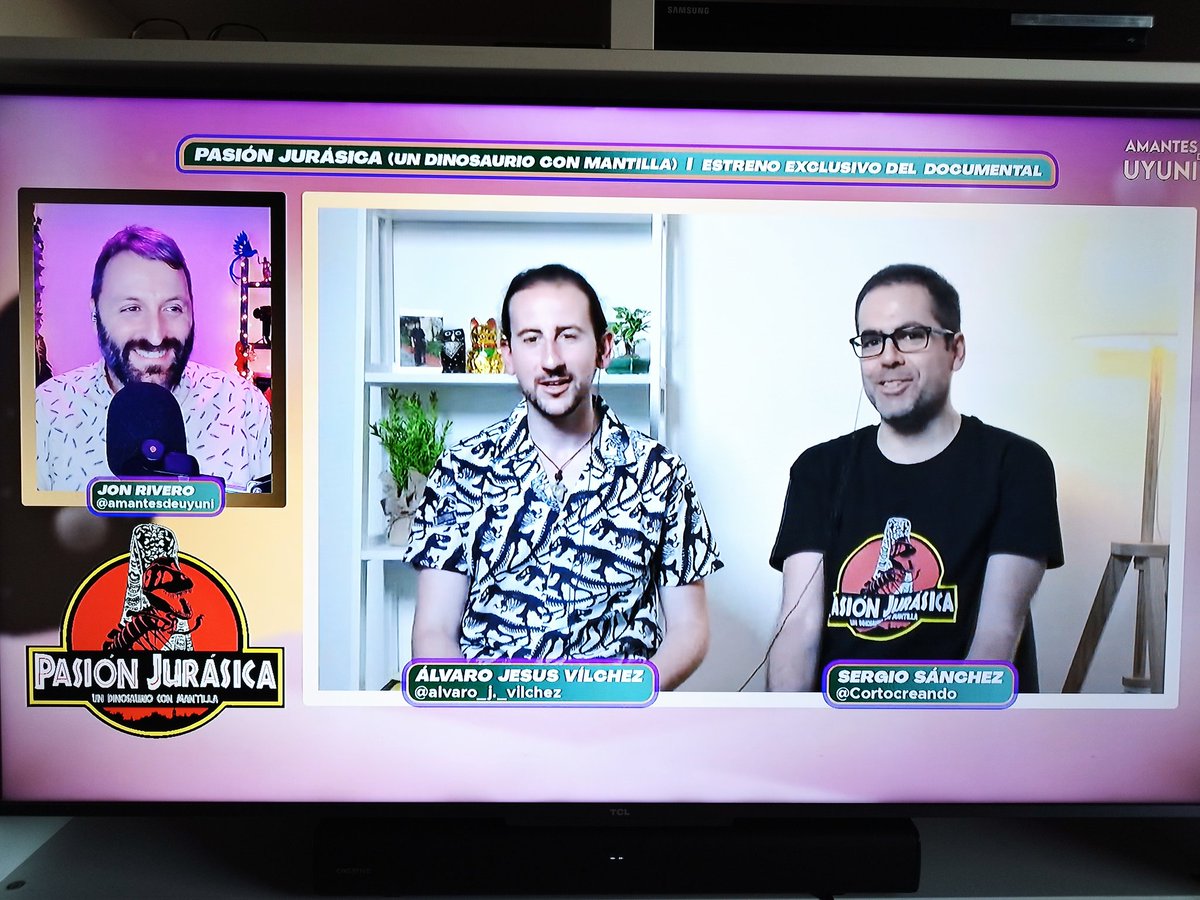 amantesdeuyuni's tweet photo. https://t.co/7YrOh3khcm
Empieza el directo Pasión Jurásica, documental de Sergio Sánchez protagonizado por @AlvaroJVilchez. Atención que hay sorteos! 
#parquejurasico #jurassicpark #JurassicWorldDominion https://t.co/4uh9YYi4CX